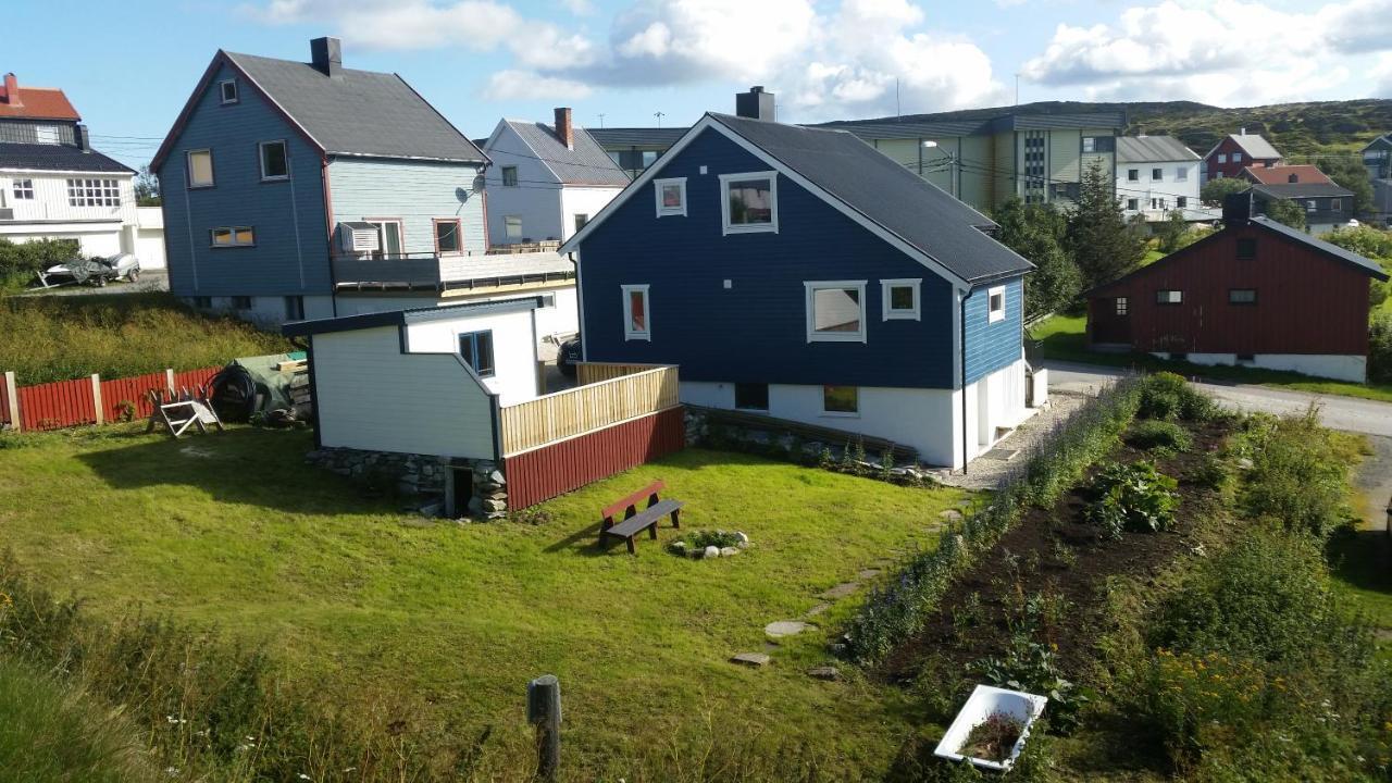 Blue House II At The End Of The World Apartamento Mehamn Exterior foto